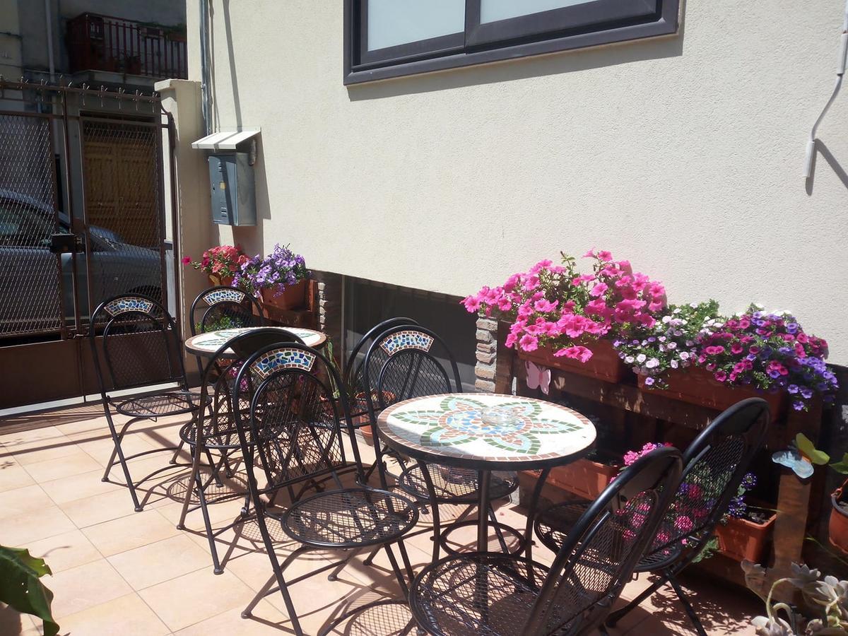 Bed and Breakfast Eurelios Adrano Exterior foto